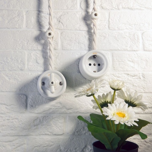 Выключатель двухклавишный Werkel Ретро (белый) W5620001 в Нижнем Новгороде фото 9