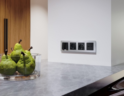 Накладка для розетки type A и C Ambrella Volt ALFA AP8110 в Нижнем Новгороде фото 2