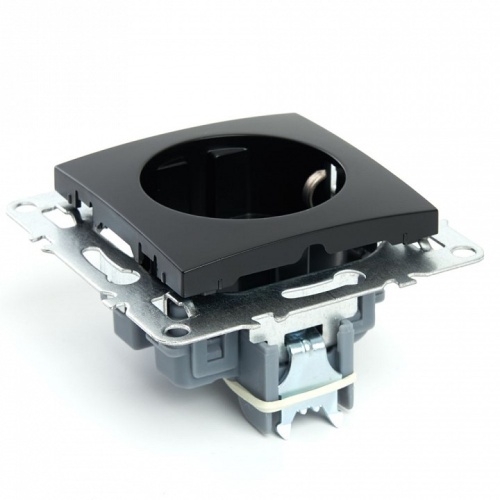 Розетка с заземлением и со шторкой, без рамки Stekker Эрна 49154 в Нижнем Новгороде фото 3