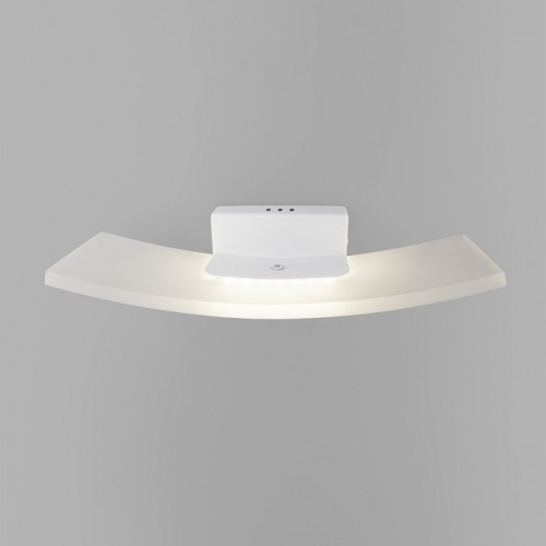 Накладной светильник Eurosvet Share 40152/1 LED белый в Сургуте фото 4