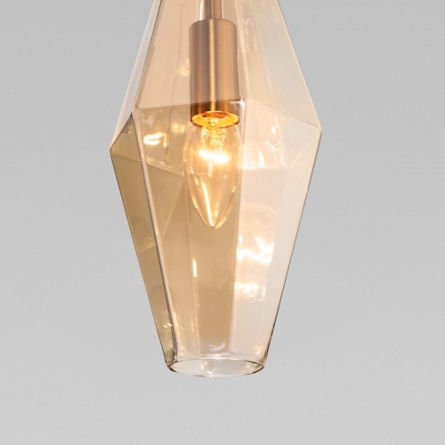 Подвесной светильник Eurosvet Prism 50236/1 янтарный в Советске фото 3