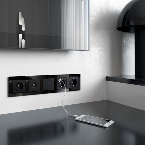 Рамка на 5 постов Werkel черный,стекло W0051108 в Нижнем Новгороде фото 2