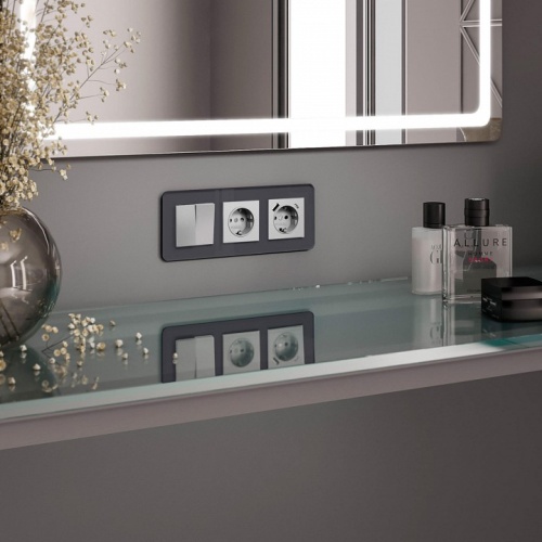 Рамка на 3 поста Werkel Elite (графит, стекло) W0032440 в Нижнем Новгороде фото 2