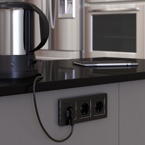 Рамка на 3 поста Werkel Platinum (черный алюминий) W0032608 в Нижнем Новгороде фото 3