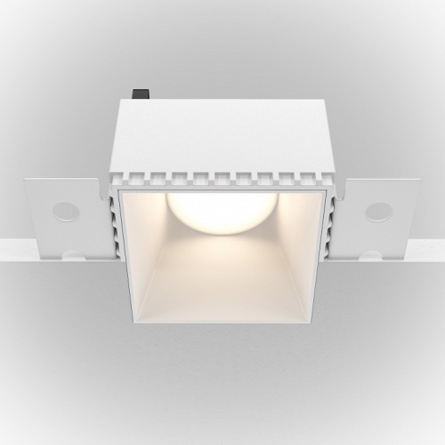 Встраиваемый светильник Maytoni Share DL051-01-GU10-SQ-W в Сочи фото 6