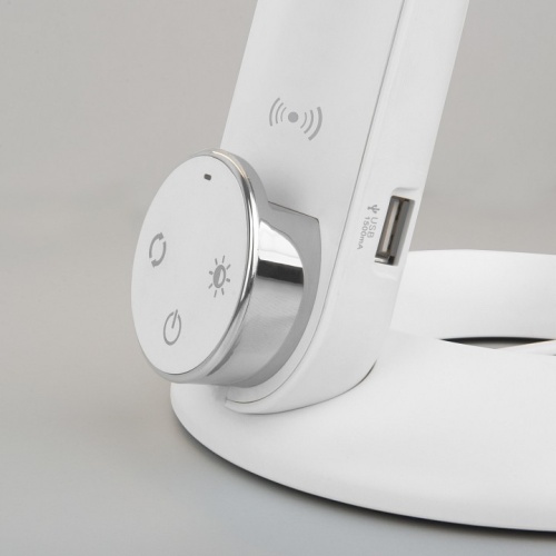 Настольная лампа офисная Eurosvet Action 80428/1 белый в Нижнем Новгороде фото 2