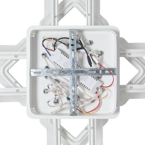 Люстра на штанге Freya Market FR6199CL-L200W в Нижнем Новгороде фото 2