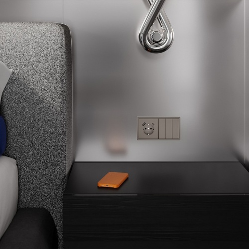 Накладка для розетки с заземлением и со шторками и 2хUSB type A и C Voltum S70 VLS001014 в Нижнем Новгороде фото 3