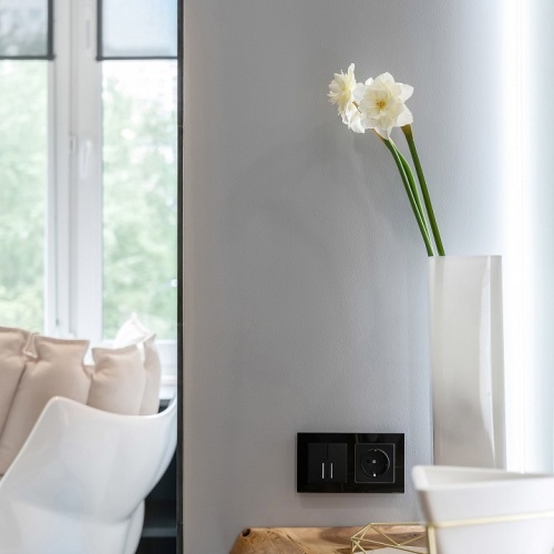 Розетка с заземлением и со шторками, без рамки Werkel черный матовый W1171108 в Нижнем Новгороде фото 8