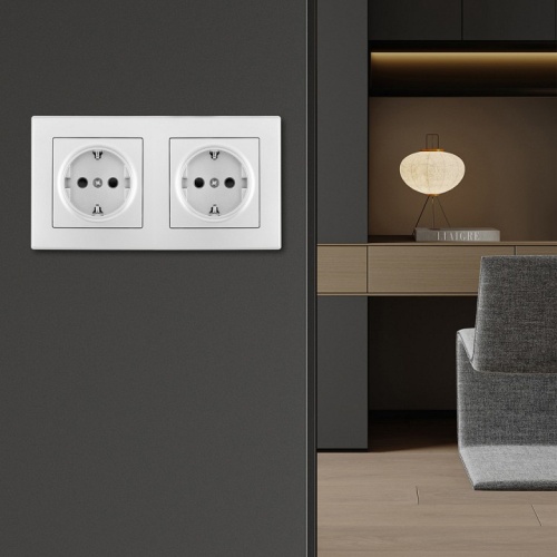 Розетка с заземлением и со шторкой Arte Milano SET06-2 SET06-2-40-1x2 silver в Нижнем Новгороде фото 2