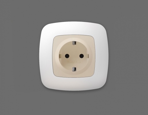 Накладка для розетки с заземлением и со шторками Ambrella Volt OMEGA OP3270 в Нижнем Новгороде фото 2