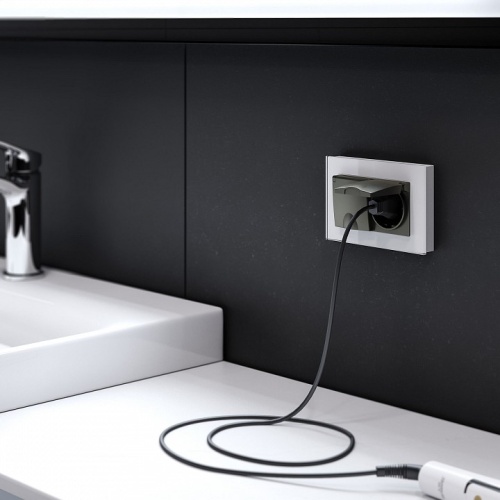 Розетка двойная влагозащищенная с заземлением и со шторками, без рамки с крышкой Werkel черный матовый W1172208 в Нижнем Новгороде фото 2