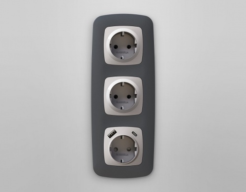 Накладка для розетки с заземлением и со шторками и 2хUSB type A и C Ambrella Volt OMEGA OP4100 в Нижнем Новгороде фото 2