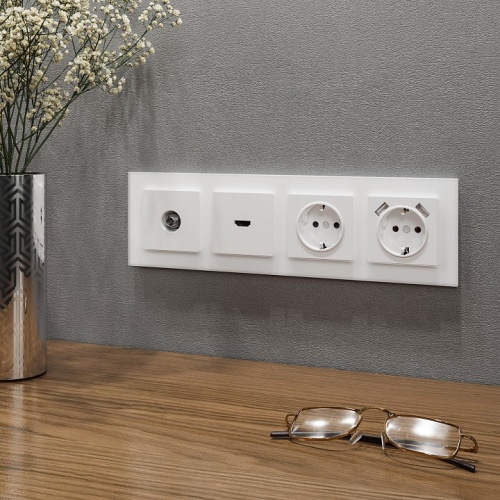 Рамка на 4 поста Werkel Favorit (белый матовый) W0041105 в Нижнем Новгороде фото 4