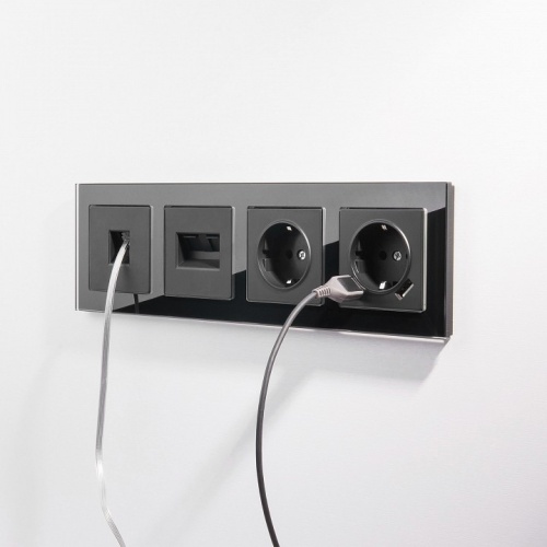 Розетка с заземлением и со шторками, без рамки Werkel черный матовый W1171108 в Нижнем Новгороде фото 2